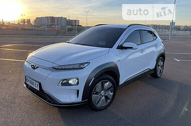 Внедорожник / Кроссовер Hyundai Kona 2018 в Одессе