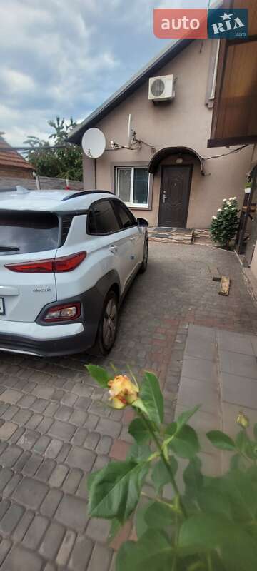 Внедорожник / Кроссовер Hyundai Kona 2019 в Кривом Роге фото 5 Внедорожник / Кроссовер Hyundai Kona 2019 в Кривом Роге