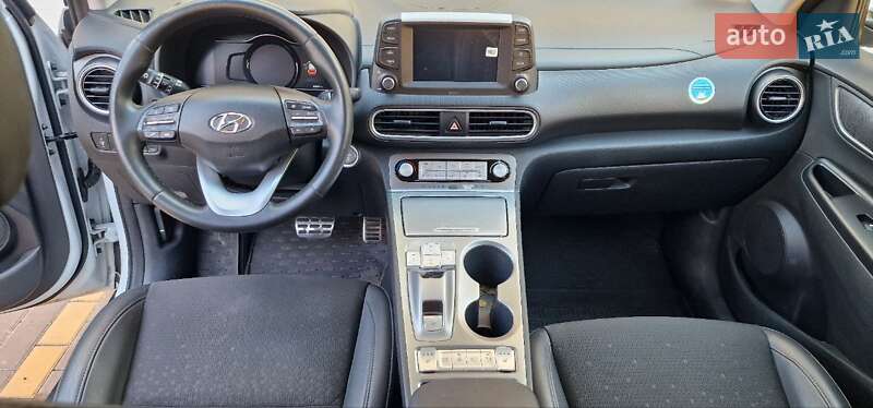 Внедорожник / Кроссовер Hyundai Kona 2019 в Одессе