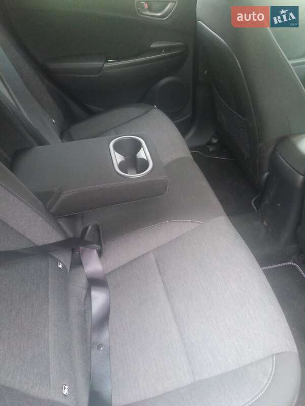 Позашляховик / Кросовер Hyundai Kona 2020 в Львові