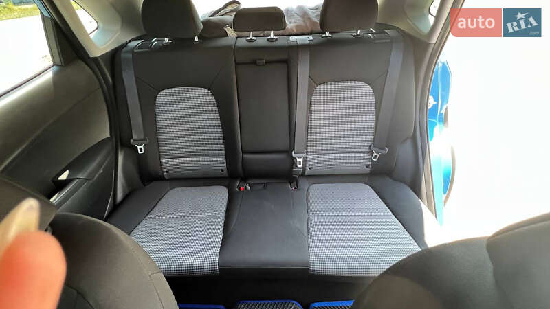 Внедорожник / Кроссовер Hyundai Kona 2018 в Харькове фото 24 Внедорожник / Кроссовер Hyundai Kona 2018 в Харькове