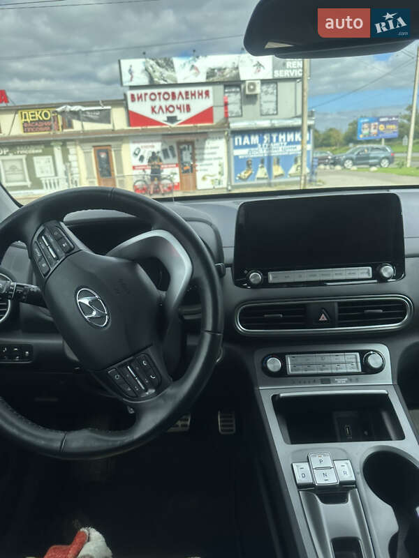 Позашляховик / Кросовер Hyundai Kona 2020 в Стрию