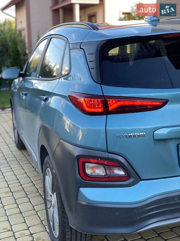 Позашляховик / Кросовер Hyundai Kona 2020 в Львові