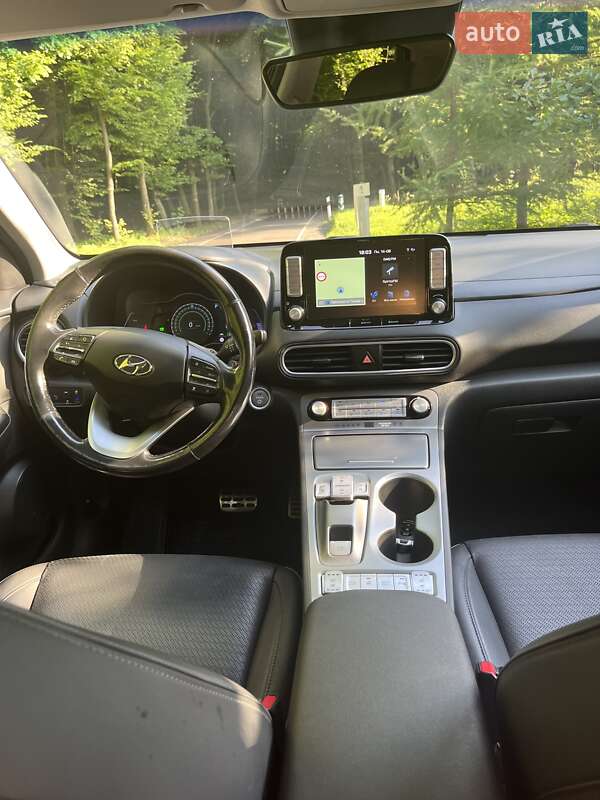 Позашляховик / Кросовер Hyundai Kona 2019 в Луцьку
