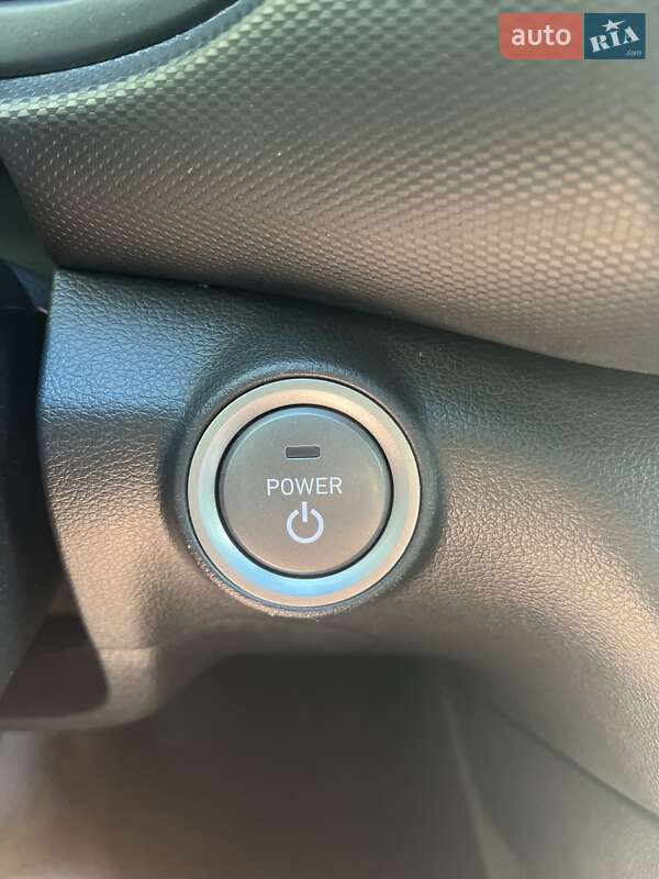 Позашляховик / Кросовер Hyundai Kona 2019 в Луцьку