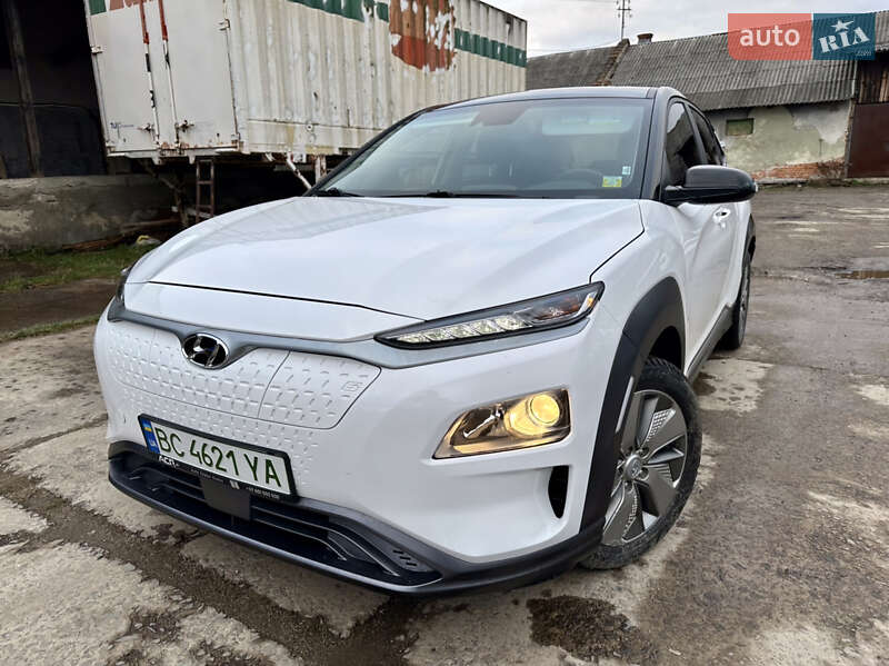 Внедорожник / Кроссовер Hyundai Kona 2021 в Львове