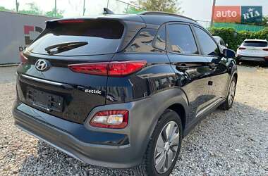Внедорожник / Кроссовер Hyundai Kona 2019 в 