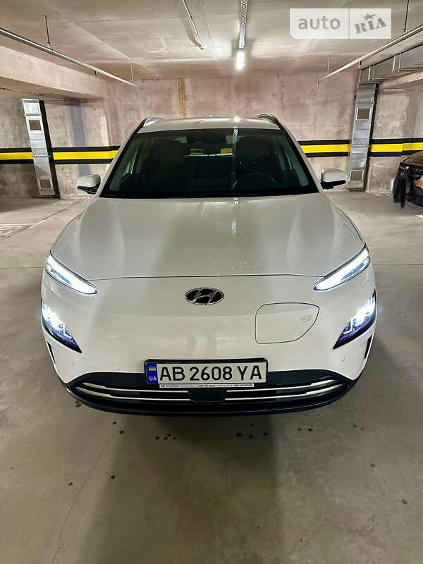 Внедорожник / Кроссовер Hyundai Kona 2022 в Виннице