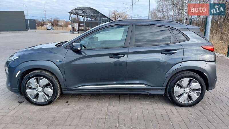 Внедорожник / Кроссовер Hyundai Kona 2019 в Днепре