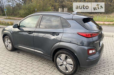 Позашляховик / Кросовер Hyundai Kona 2020 в Львові