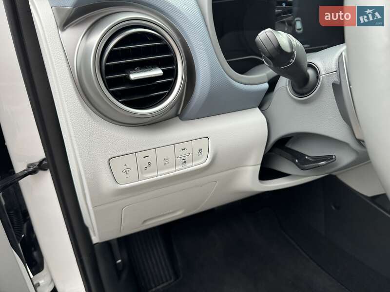 Внедорожник / Кроссовер Hyundai Kona 2020 в Львове