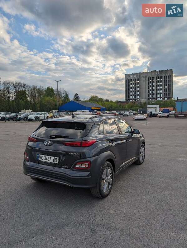 Внедорожник / Кроссовер Hyundai Kona 2020 в Львове