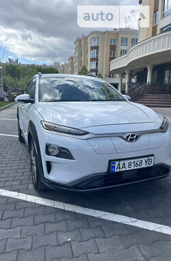 Позашляховик / Кросовер Hyundai Kona 2018 в Києві