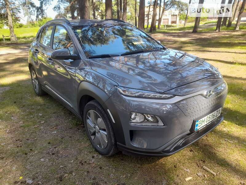 Внедорожник / Кроссовер Hyundai Kona 2020 в Сумах