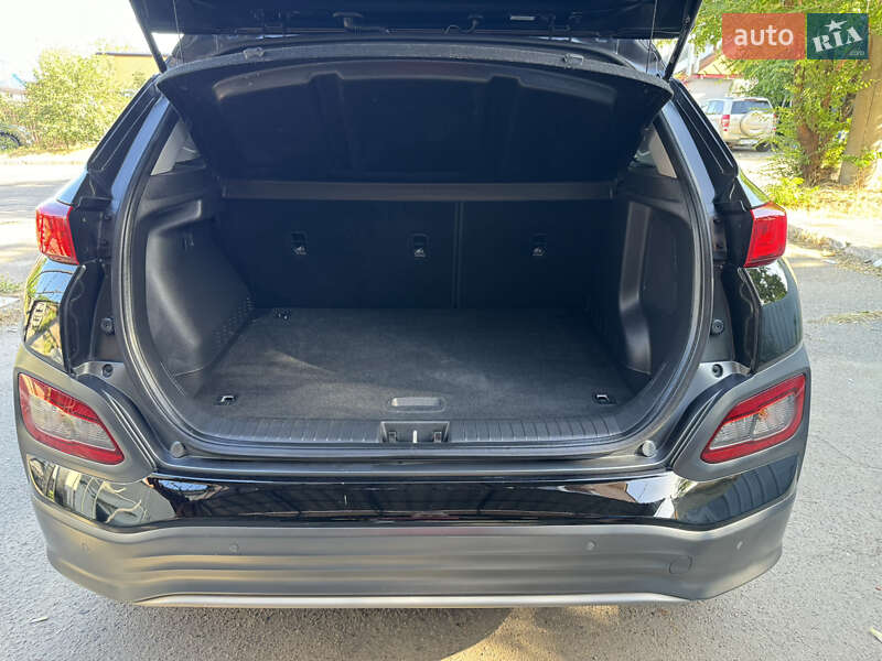 Внедорожник / Кроссовер Hyundai Kona 2018 в Николаеве