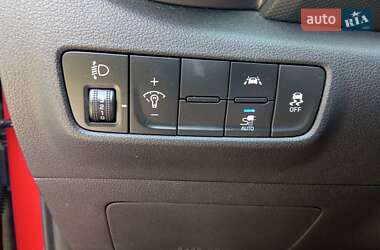 Позашляховик / Кросовер Hyundai Kona 2020 в Львові