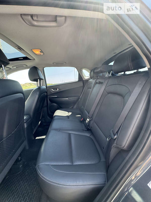 Внедорожник / Кроссовер Hyundai Kona 2018 в Виннице