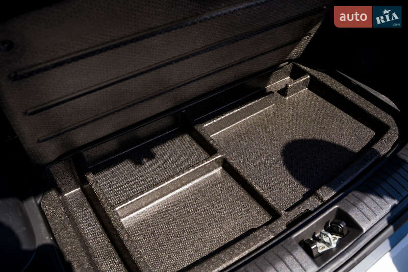 Внедорожник / Кроссовер Hyundai Kona 2018 в Нововолынске