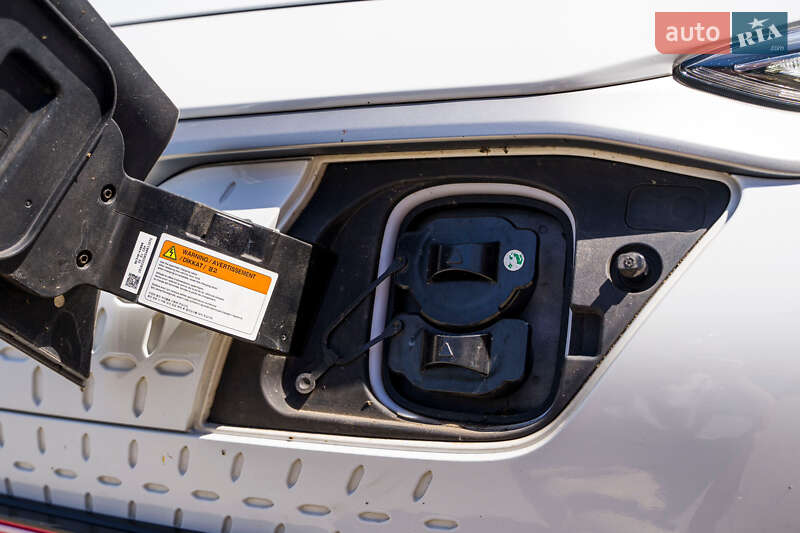 Внедорожник / Кроссовер Hyundai Kona 2018 в Нововолынске