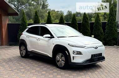 Внедорожник / Кроссовер Hyundai Kona 2019 в Черновцах