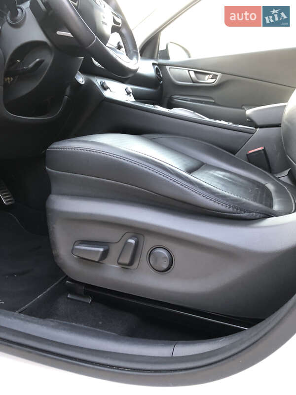 Внедорожник / Кроссовер Hyundai Kona 2018 в Ковеле