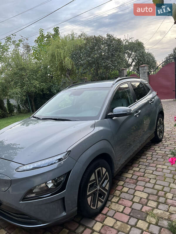 Внедорожник / Кроссовер Hyundai Kona 2021 в Ровно
