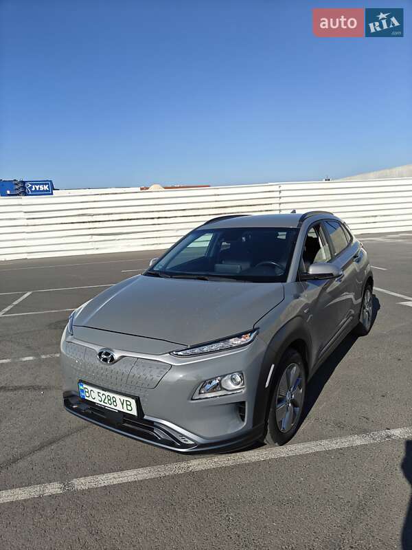 Внедорожник / Кроссовер Hyundai Kona 2020 в Львове