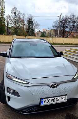 Внедорожник / Кроссовер Hyundai Kona 2019 в Львове