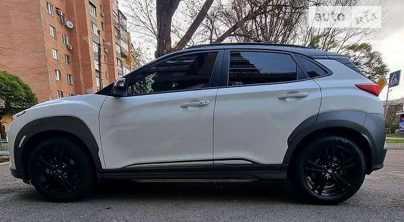 Внедорожник / Кроссовер Hyundai Kona 2019 в Львове