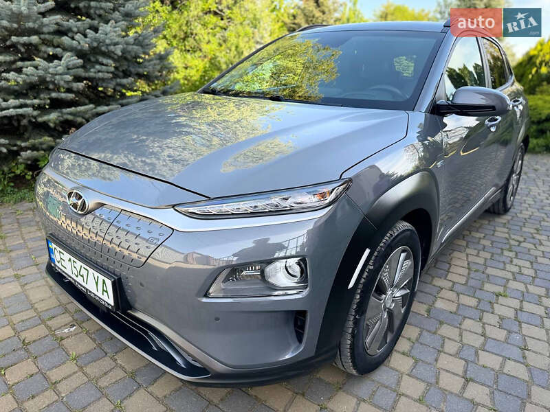 Позашляховик / Кросовер Hyundai Kona 2019 в Чернівцях