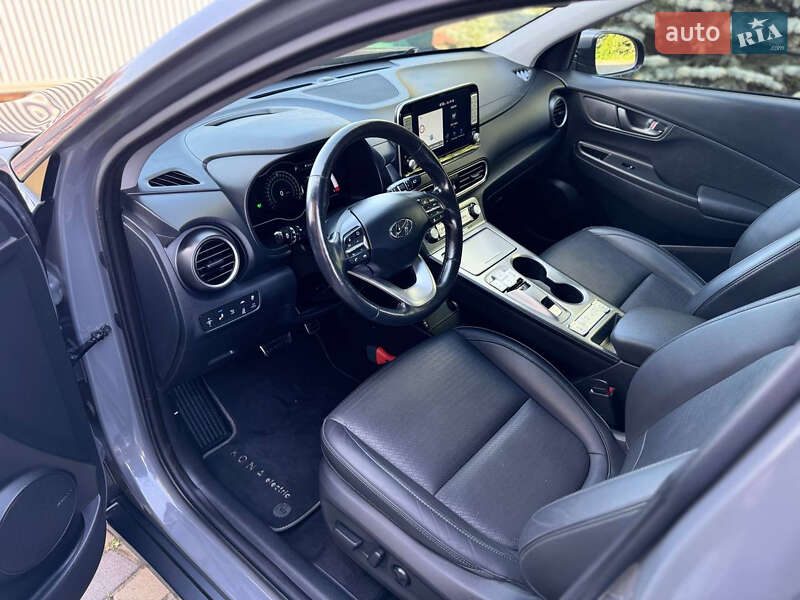 Позашляховик / Кросовер Hyundai Kona 2019 в Чернівцях