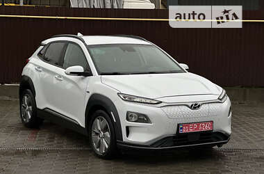 Позашляховик / Кросовер Hyundai Kona 2020 в Львові