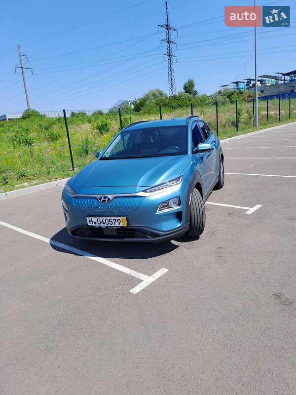 Внедорожник / Кроссовер Hyundai Kona 2020 в Ровно