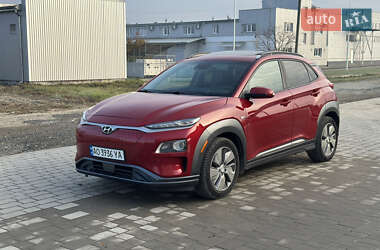 Внедорожник / Кроссовер Hyundai Kona 2018 в Виноградове