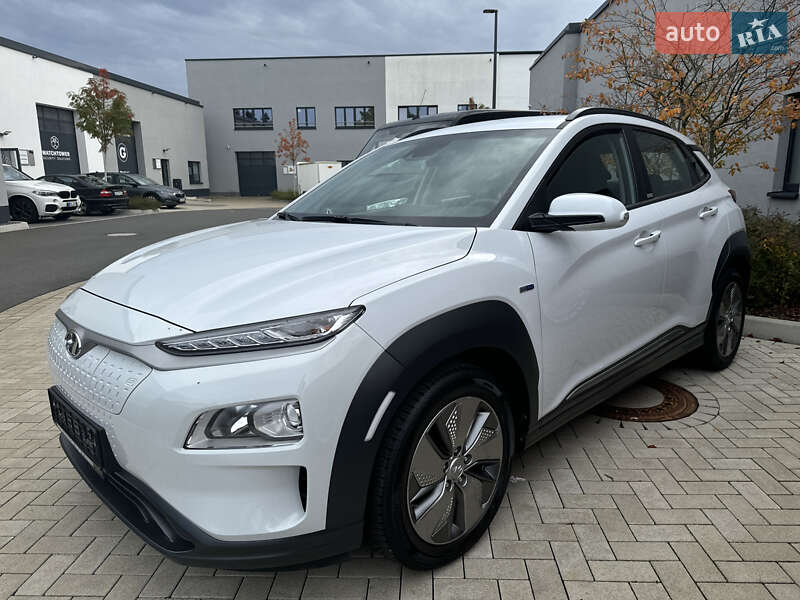Внедорожник / Кроссовер Hyundai Kona 2020 в Одессе