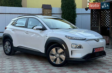 Внедорожник / Кроссовер Hyundai Kona 2020 в Ровно