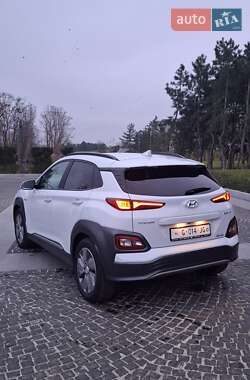 Внедорожник / Кроссовер Hyundai Kona 2019 в Днепре