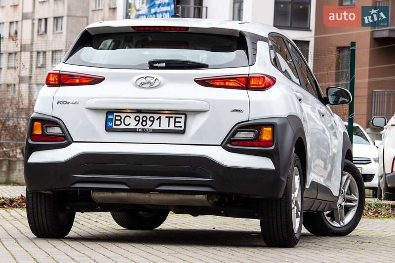 Позашляховик / Кросовер Hyundai Kona 2019 в Львові