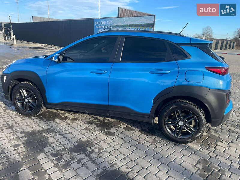 Позашляховик / Кросовер Hyundai Kona 2018 в Львові