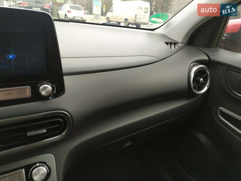 Внедорожник / Кроссовер Hyundai Kona 2021 в Лубнах