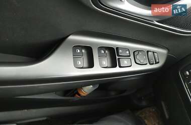 Внедорожник / Кроссовер Hyundai Kona 2021 в 