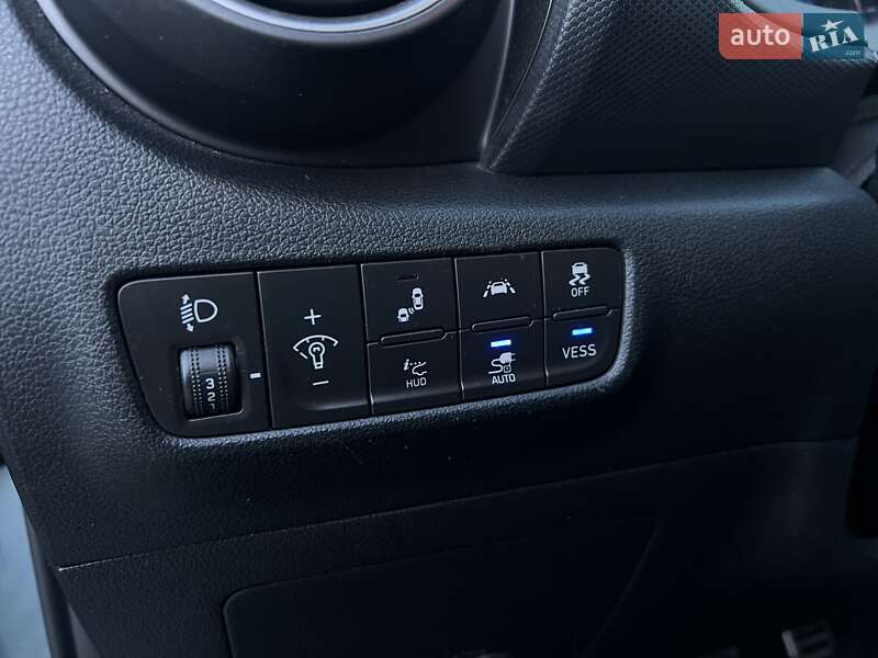 Позашляховик / Кросовер Hyundai Kona 2020 в Львові
