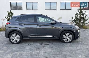 Позашляховик / Кросовер Hyundai Kona 2019 в Луцьку