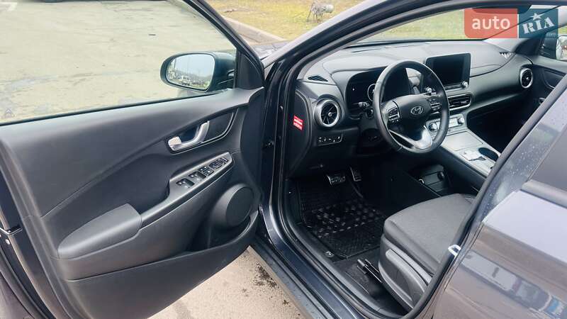 Позашляховик / Кросовер Hyundai Kona 2021 в Києві