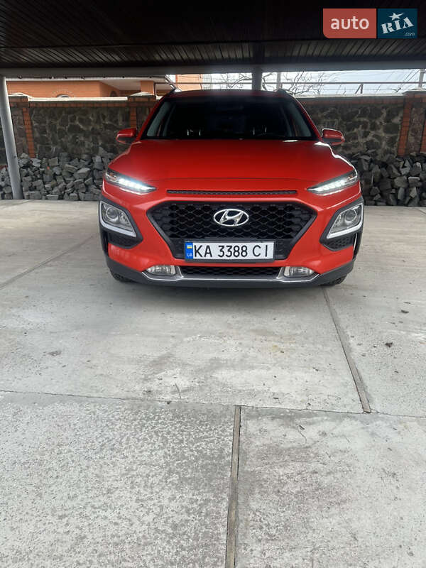 Внедорожник / Кроссовер Hyundai Kona 2019 в Киеве