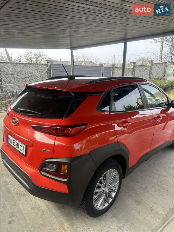 Внедорожник / Кроссовер Hyundai Kona 2019 в Киеве