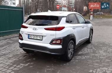 Позашляховик / Кросовер Hyundai Kona 2019 в Тернополі