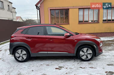 Внедорожник / Кроссовер Hyundai Kona 2019 в Ровно