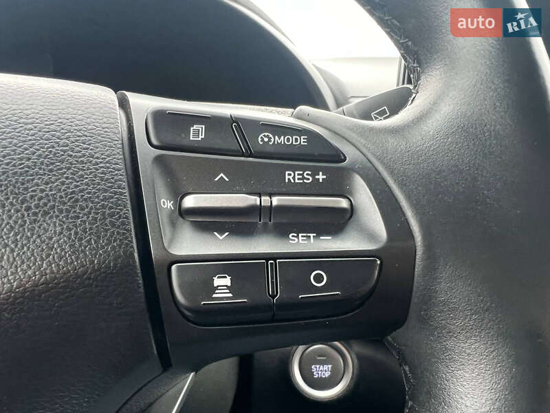 Внедорожник / Кроссовер Hyundai Kona 2020 в Александрие