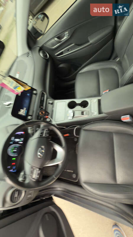 Внедорожник / Кроссовер Hyundai Kona 2020 в Александрие